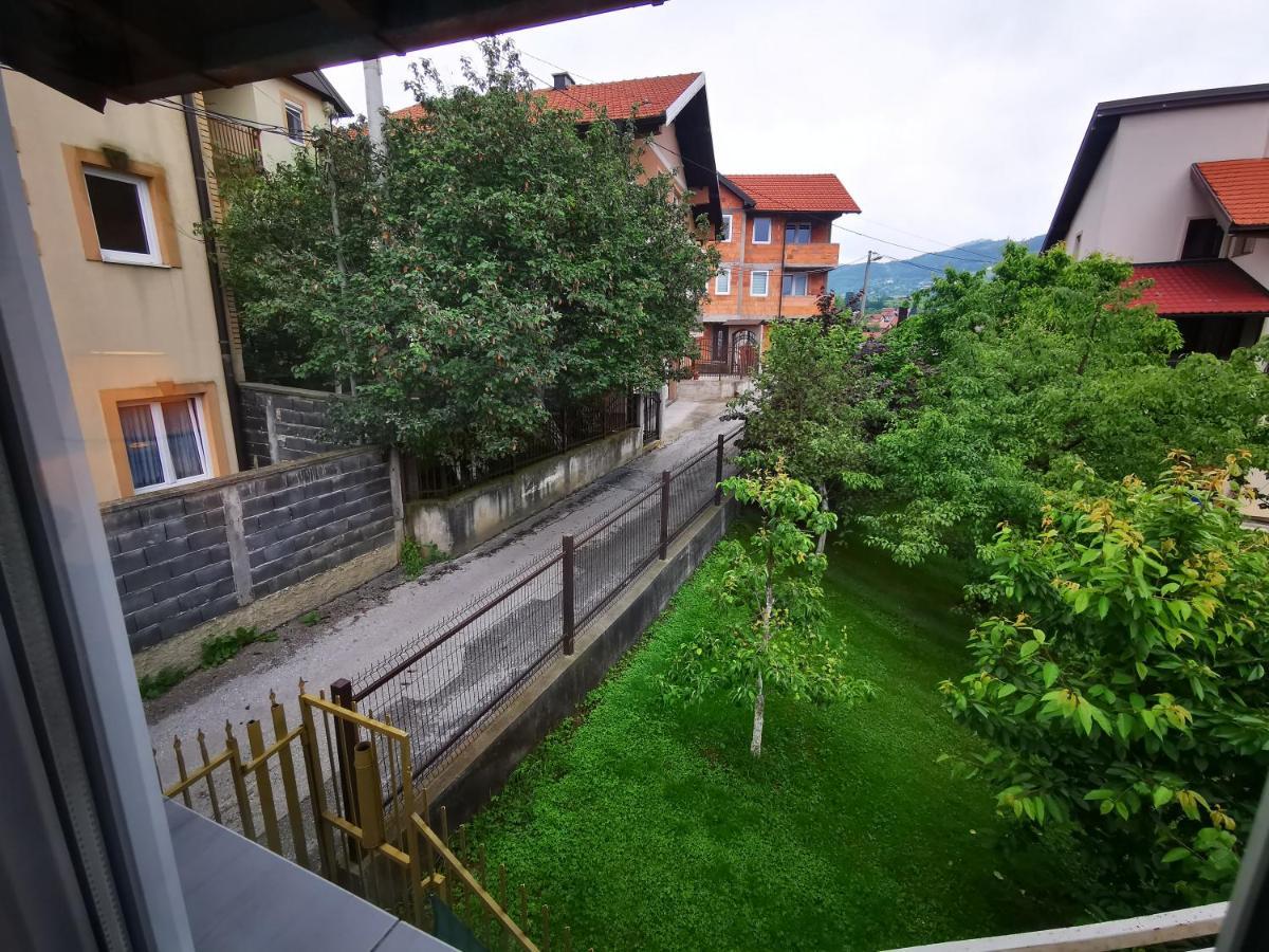 White Apartment Sarajevo - Free Parking المظهر الخارجي الصورة
