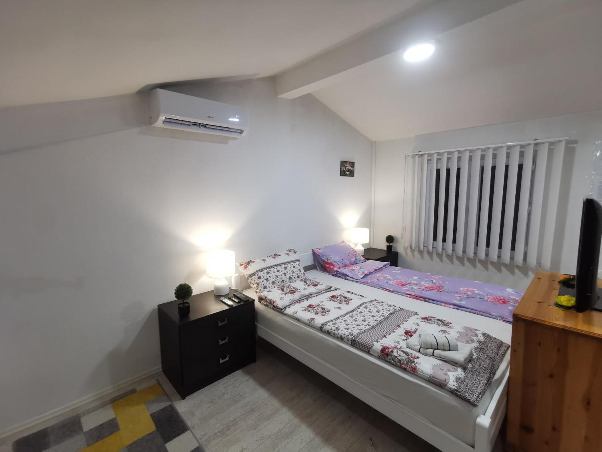White Apartment Sarajevo - Free Parking المظهر الخارجي الصورة